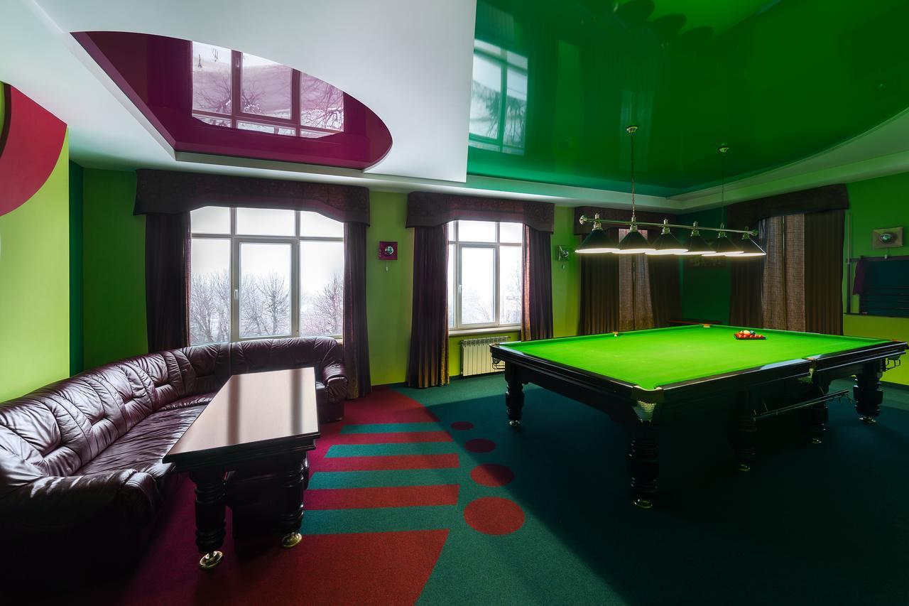Snooker Hotel Lviv Exterior photo